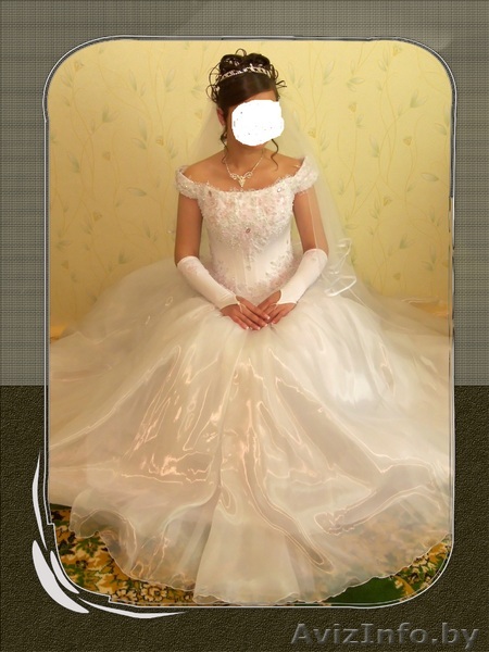 Свадебное платье белого цвета на 4 кольца - Изображение #1, Объявление #48419