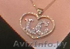 Утеряно колье в виде сердца, внутри буквы LC! Просьба вернуть за вознагрождение! - Изображение #1, Объявление #155844