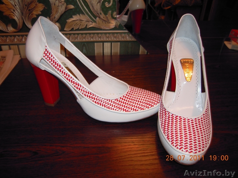 Продам туфли женские 39 размера - Изображение #1, Объявление #322199