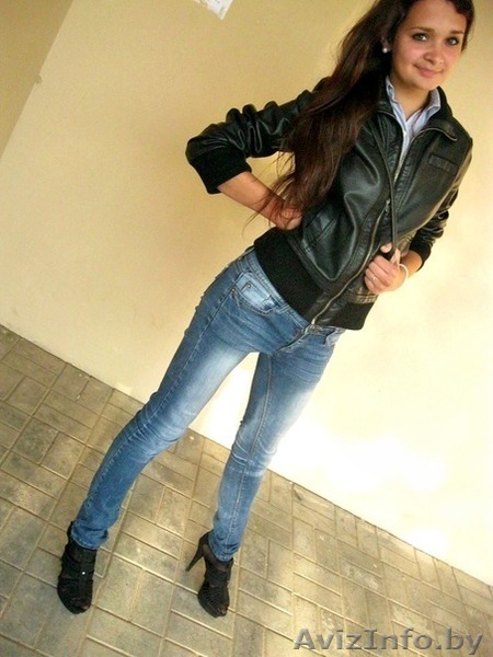 Ищу работу для девушки-студентки на лето - Изображение #1, Объявление #313910