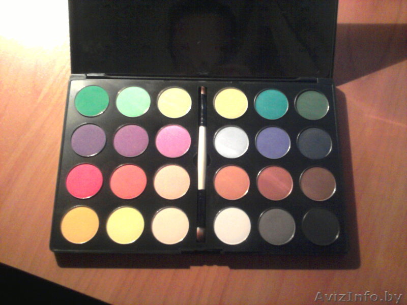 Продам палитру теней - Изображение #1, Объявление #435427