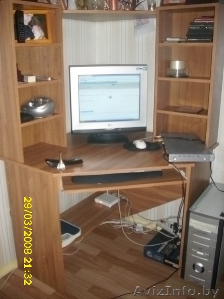 Продаю компьютерный стол угловой - Изображение #1, Объявление #790197