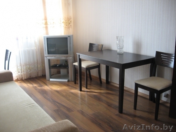 продается 2 комнатная квартира с евроремонтом ст метро тракторный завод - Изображение #1, Объявление #866800