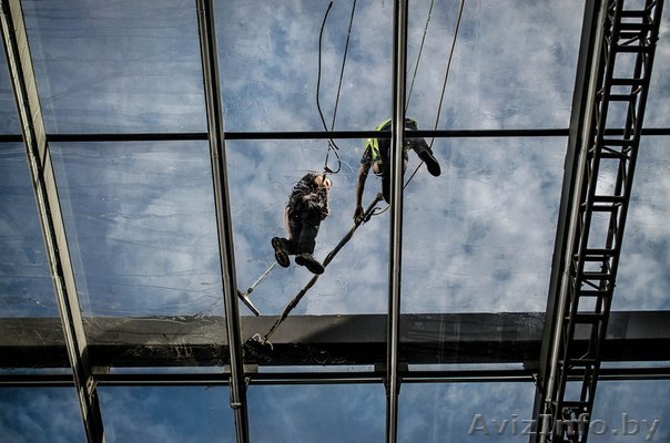 Ищете услуги промышленных альпинистов? Нужно вымыть фасад или окна на высоте? - Изображение #1, Объявление #1132844