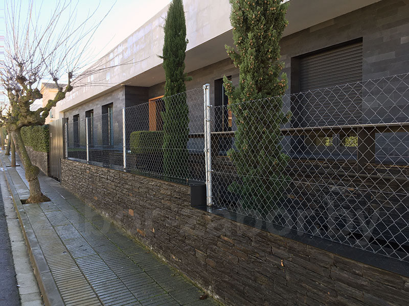 Забор из сетки рабицы и профнастила - Изображение #1, Объявление #1719713