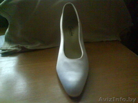 Продаю атласные туфли белого цвета - Изображение #2, Объявление #57523