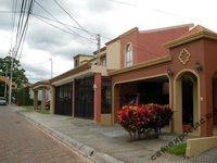 Четырёхквартирный двухэтажный дом в Коста Рике. - Изображение #1, Объявление #149931