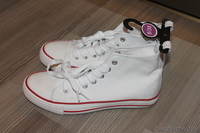 Продаю кеды. Новые. Носила бы сама с удовольствием -размер не тот - Изображение #2, Объявление #879100