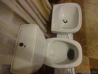 Продам унитаз с бочком + умывальник - Изображение #1, Объявление #996304