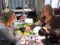 Курсы по косметологии, маникюру, педикюру, визажу и наращиванию ногтей - Изображение #4, Объявление #1751478