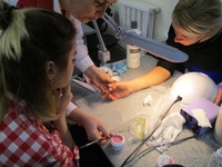 Курсы по косметологии, маникюру, педикюру, визажу и наращиванию ногтей - Изображение #5, Объявление #1751478