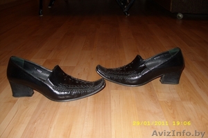 Обувь женская б/у, хорошая, фото прилагается - Изображение #2, Объявление #205126