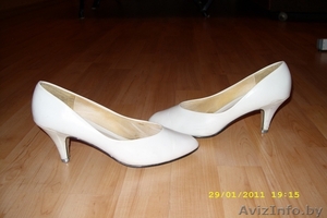 Обувь женская б/у, хорошая, фото прилагается - Изображение #4, Объявление #205126