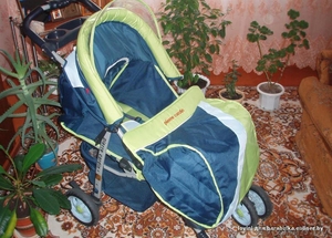 Продам детскую прогулочную коляску Пьер Карден очень красивой расцветки!!! - Изображение #1, Объявление #246812