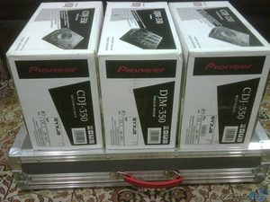 For Sale 2X PIONEER CDJ-350 Turntable   DJM-350 Mixer, Numark NS6 DJ Controller - Изображение #1, Объявление #245702