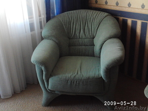 Продаётся диван и кресло,кровать, трельяж и тумбочка - Изображение #2, Объявление #301944