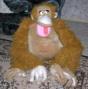 продам огромную мягкую обезьянку - Изображение #1, Объявление #318471