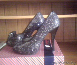 Продаю эффектные шикарные женские туфли 35р. - Изображение #1, Объявление #323391