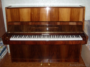Продам Пианино IRMBACH, коричневое, лак, 2 педали - Изображение #1, Объявление #334329