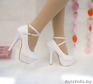 Туфли на высоком каблуке