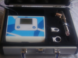 Аппарат для татуажа , а также набор игл, дюзы.