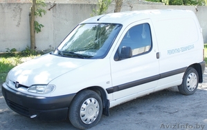 Грузовой фургон Пежо Партнер