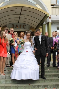 свадебные платья невесты и костюмы  жениха  - Изображение #8, Объявление #1292891