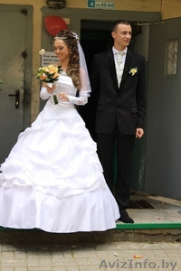 свадебные платья невесты и костюмы  жениха  - Изображение #9, Объявление #1292891