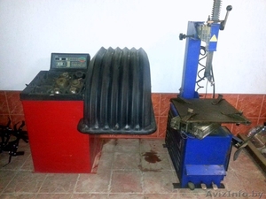 Полуавтоматический шиномонтажный стенд