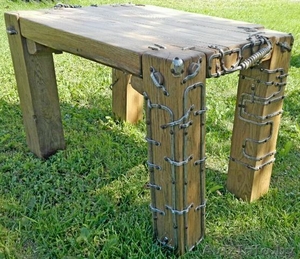Дубовый столик с декором из металла.  - Изображение #1, Объявление #1484084