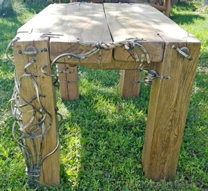 Дубовый столик с декором из металла.  - Изображение #3, Объявление #1484084