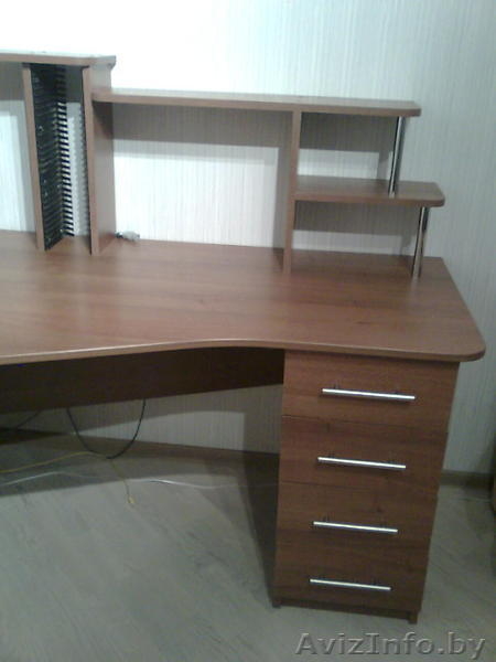 Продам стол компьютерный - Изображение #4, Объявление #41713