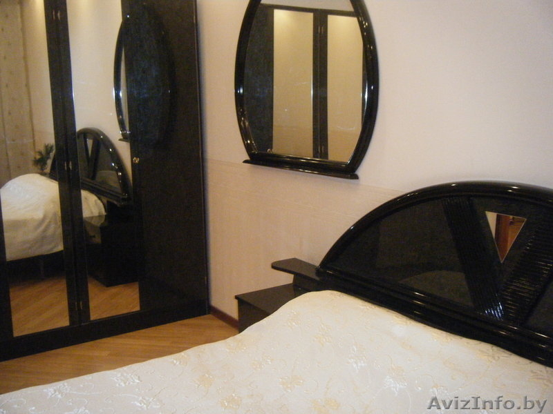 Сдаю на СУТКИ 3-х комнатную квартиру в центре - Изображение #2, Объявление #92453