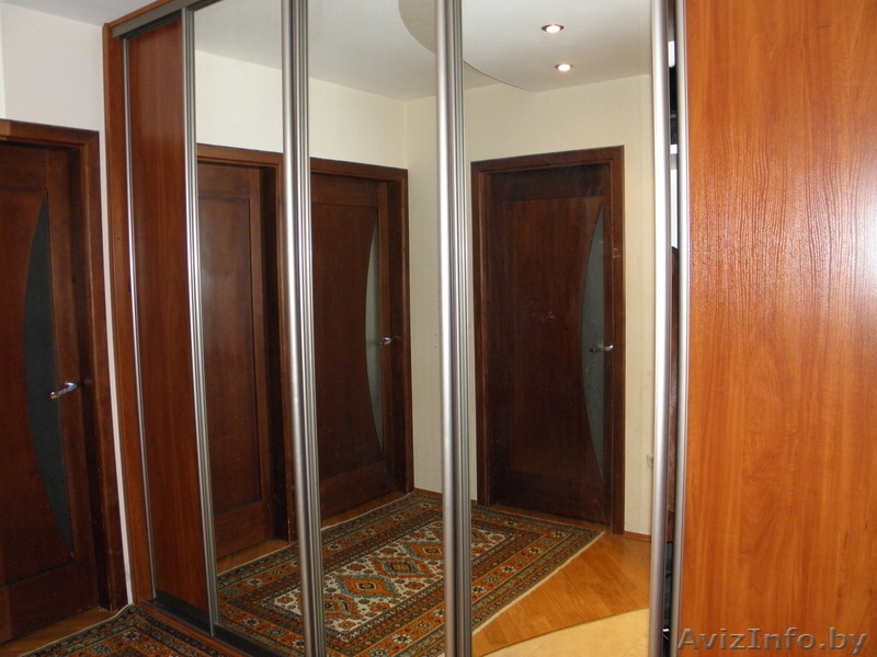 продажа трехкомнатной  квартиры - Изображение #2, Объявление #240982