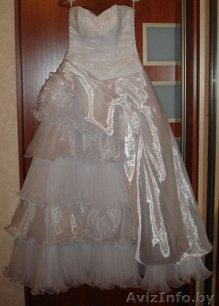 свадебное платье, модель 2010г, не дорого. - Изображение #2, Объявление #264338