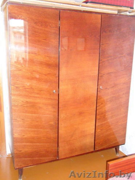 Шкаф трехстворчатый Минск на ножках советский в хорошем состоянии - Изображение #1, Объявление #289008
