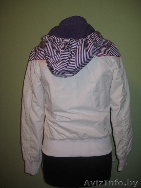 Куртка белая  Бренды из Европы - Изображение #2, Объявление #487523