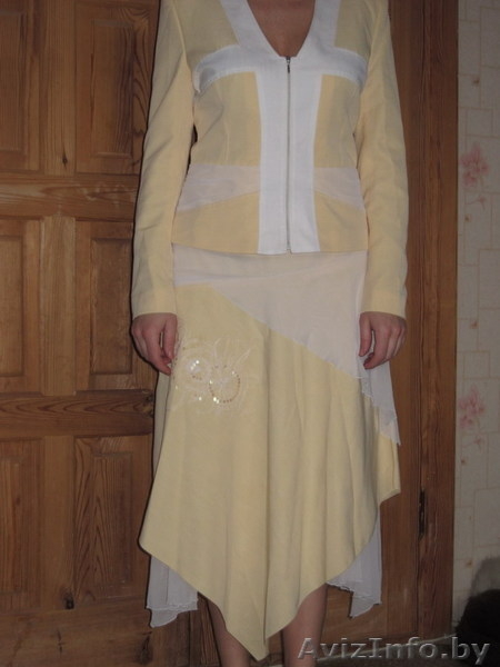 костюм женский  - Изображение #1, Объявление #834753