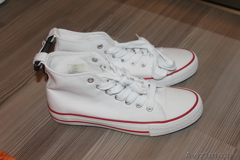 Продаю кеды. Новые. Носила бы сама с удовольствием -размер не тот - Изображение #1, Объявление #879100
