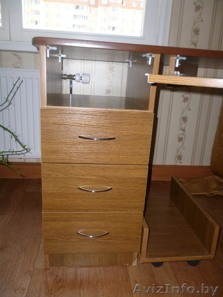 Компьютерный стол в хорошем состоянии!  + отсек для системного блока  - Изображение #4, Объявление #974740