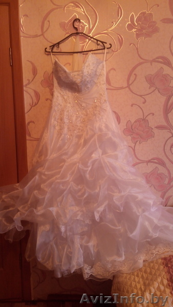 Продаю красивое свадебное платье недорого - Изображение #1, Объявление #987767