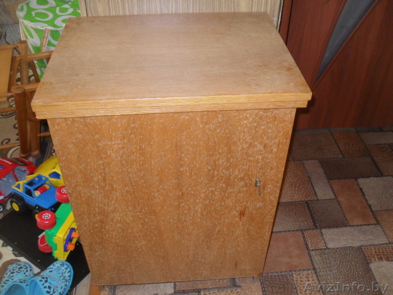 Продается немемецкая швейная машинка Naumann, в отличном состоянии - Изображение #3, Объявление #986269