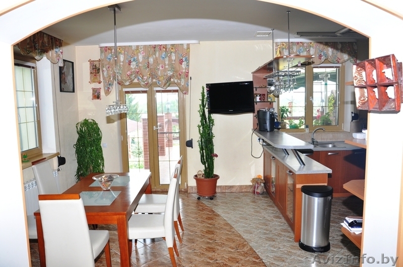 Коттедж с видом на озером, бассейном и бильярдом - Изображение #5, Объявление #1050236