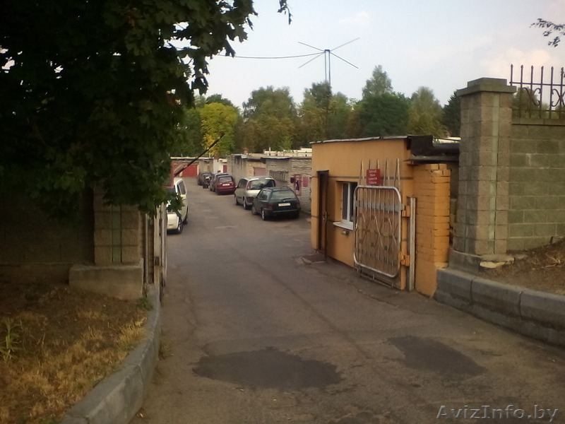 гараж в удобном месте, в хорошем состоянии, вместительный. - Изображение #3, Объявление #1345143