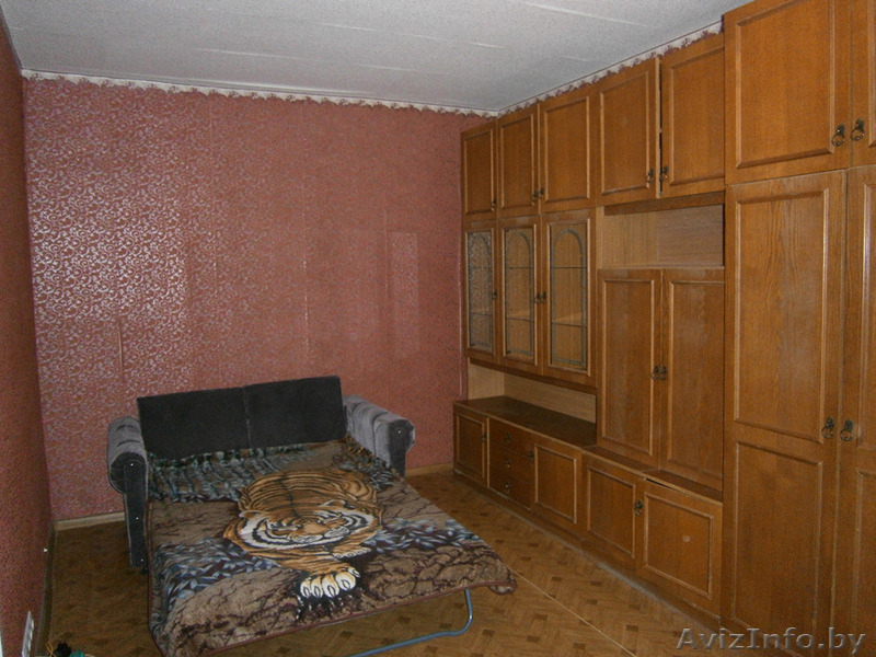 продам однокомн квартиру с балконом (застеклён) 28,9/16,6/5,7 - Изображение #1, Объявление #1356599