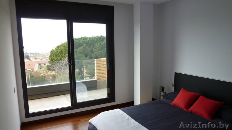 Элитный дуплекс с видом на море и бассейном под Барселоной. - Изображение #7, Объявление #1391893