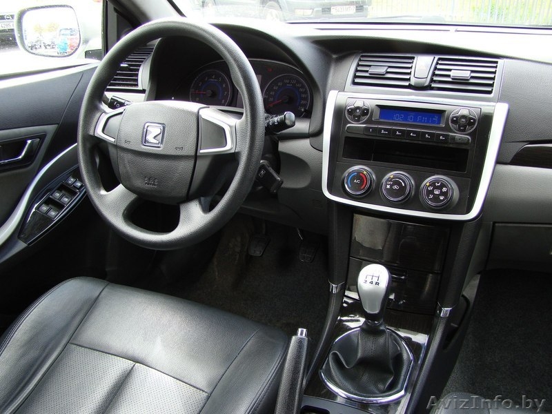 Экономичный семейный Zotye Z300 - Изображение #10, Объявление #1506410