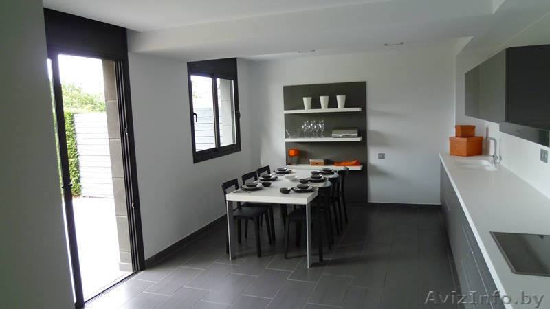 Элитный дуплекс с видом на море и бассейном под Барселоной - Изображение #6, Объявление #1518805