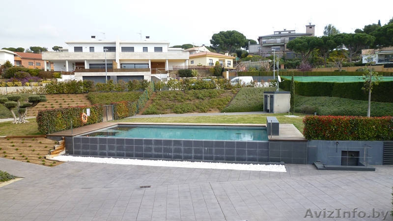 Элитный дуплекс с видом на море и бассейном под Барселоной - Изображение #10, Объявление #1518805