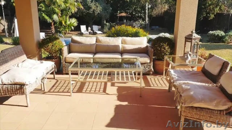 Очаровательная вилла с бассейном на побережье под Барселоной - Изображение #9, Объявление #1532435